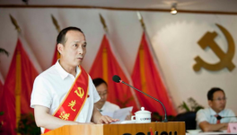  寧國(guó)水泥廠洪文生鐵路抓安全 黨員走在前