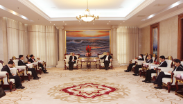 高登榜董事長(zhǎng)會(huì)見(jiàn)振華重工集團(tuán)黃慶豐總裁