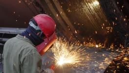 天偉水泥公司開展節(jié)前全員安全培訓